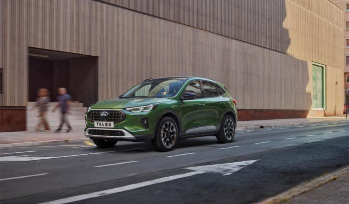  Ford Kuga:   1,5L EcoBoost 186PS & 8  